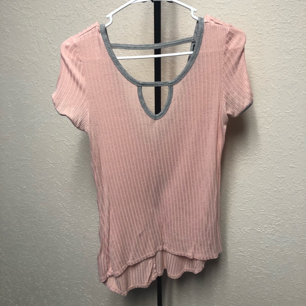 L tee shirt
